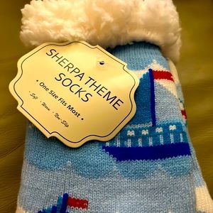 NWT! Sherpa Lined Socks. Gender neutral. Sailboat themed